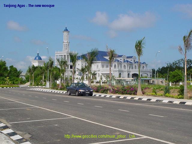 Mesjid ke Dua di Tanjung Agas Muar